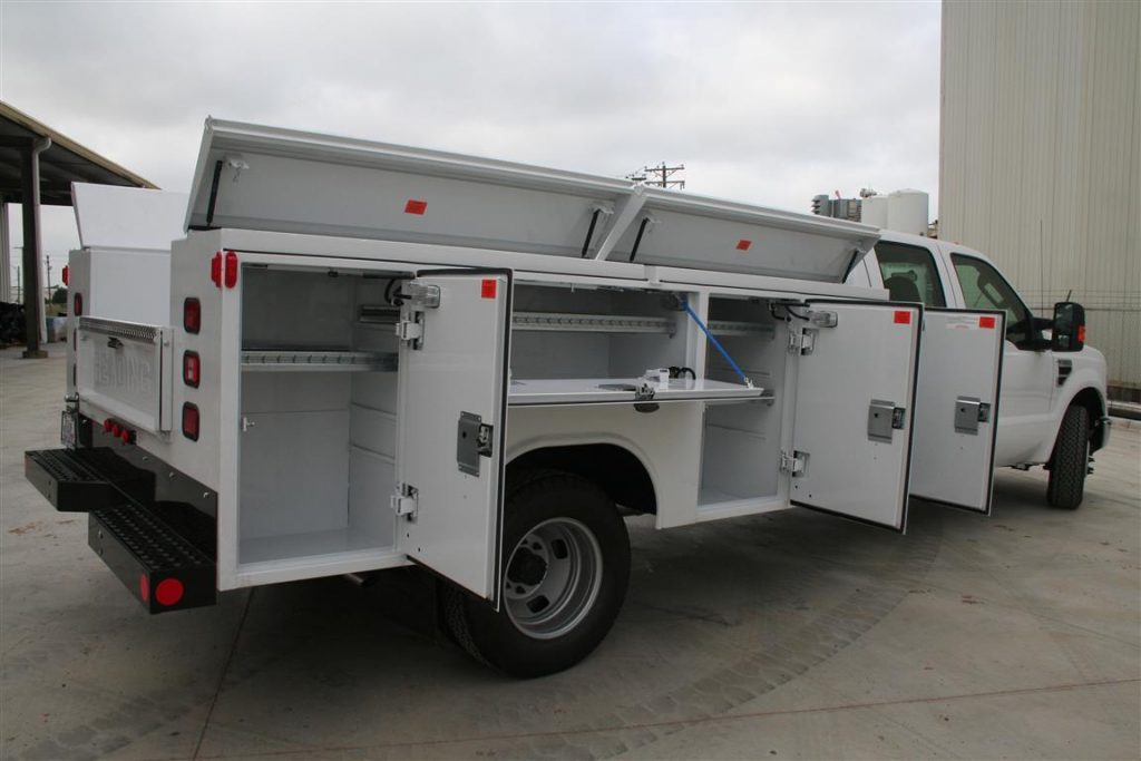 Custom Service Body Trucks - Hartstra Manufacturing